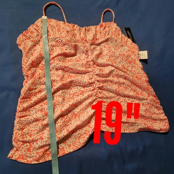 Willow Young Contemporary Plus Size Top - Picture 5 of 11